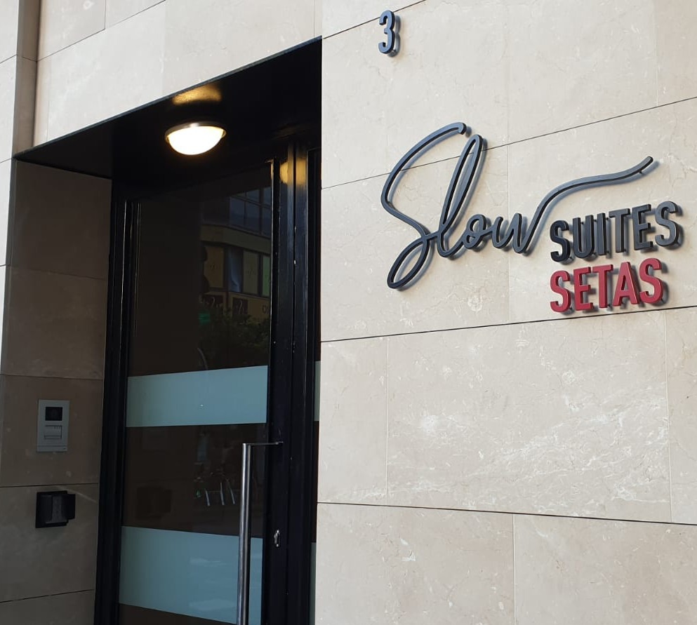 Entrada Slow Suites Setas
