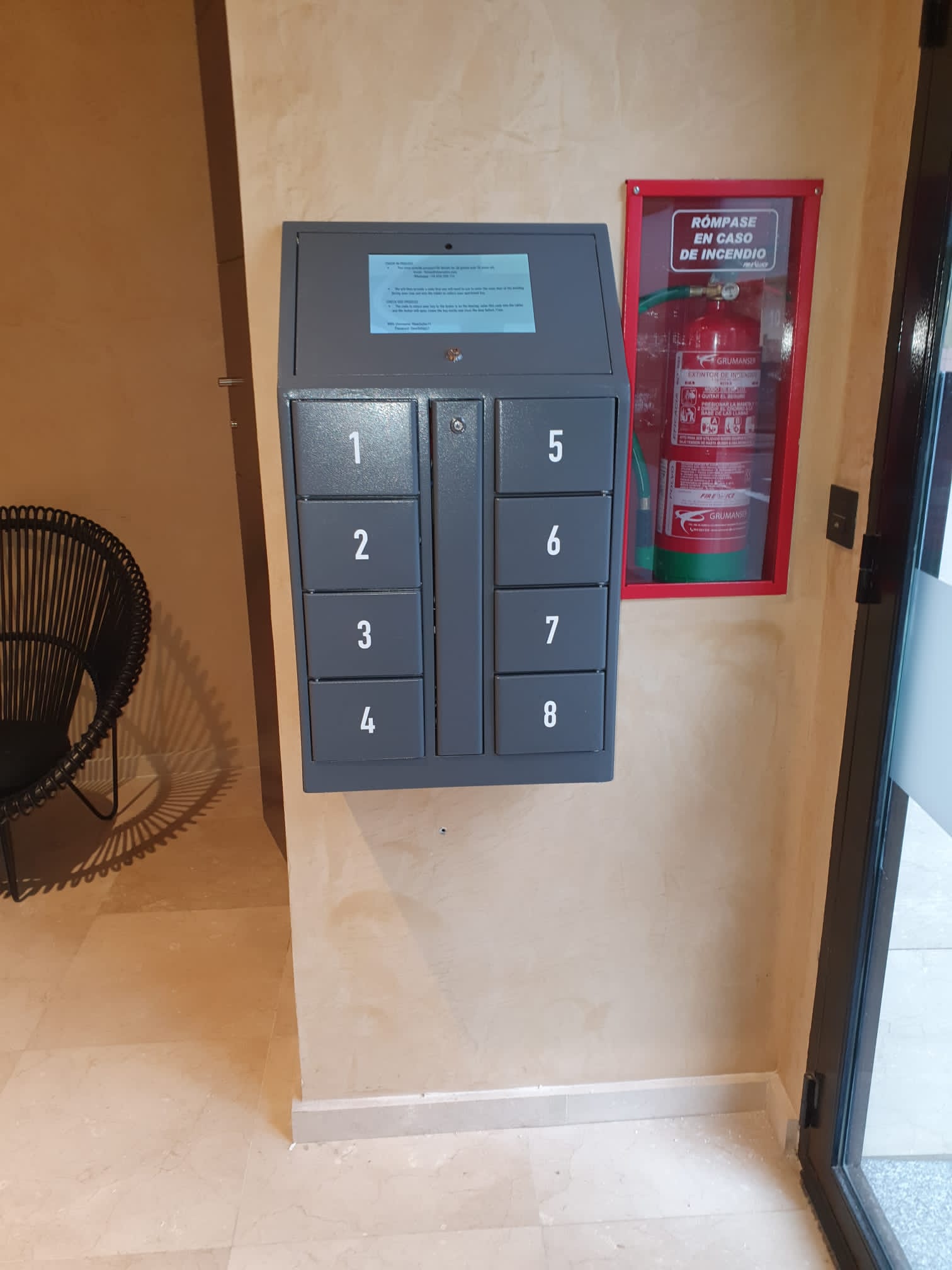 Una consigna inteligente de entrega de llaves en apartamentos turísticos