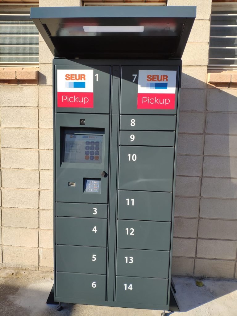 Taquilla inteligente PUNTO SEUR para entrega de paquetería en exteriores