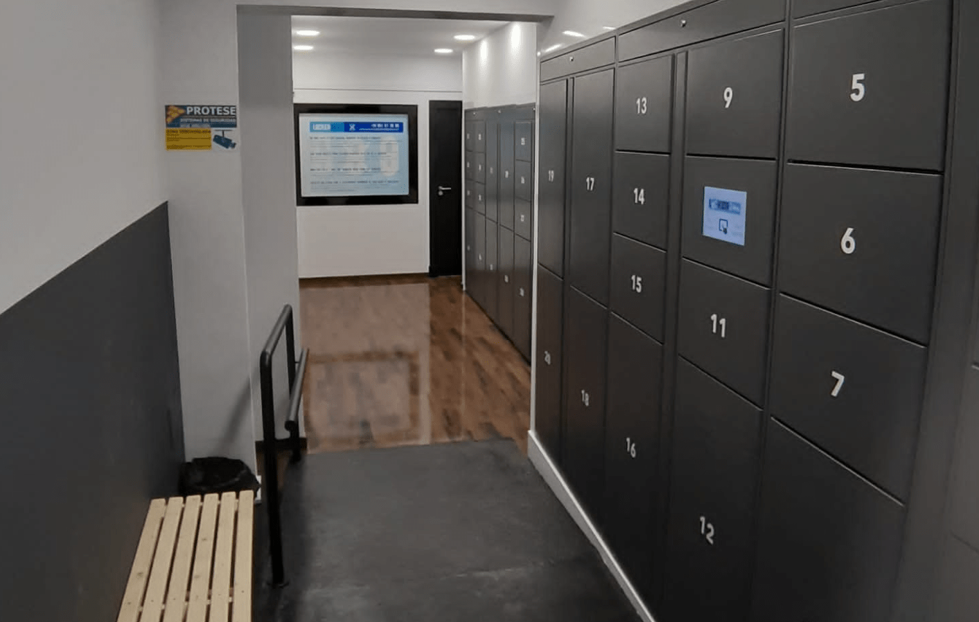 Imagen del local de Locker 24 horas en Santiago de Compostela