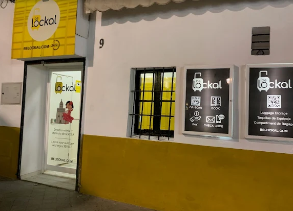 Fachada custodia de equipaje en BELOCKAL SEVILLA