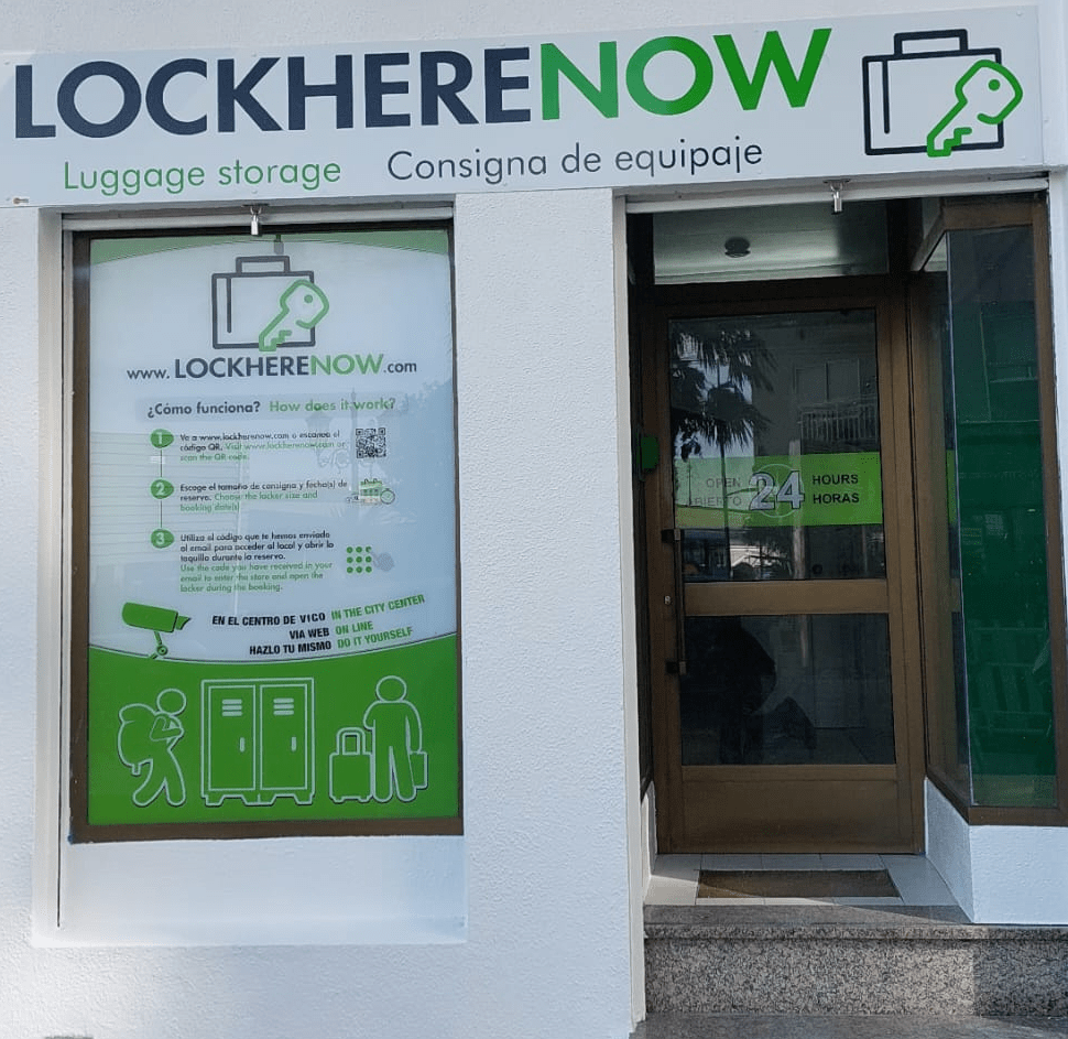 Fachada local LOCKHERENOW taquilla custodia equipaje inteligente en VIGO